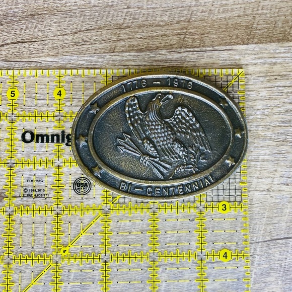 Vintage Eagle and arrows US metal oval belt buckle for 1.5 inch Belt - Picture 3 of 7